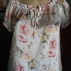 Pretty blouse